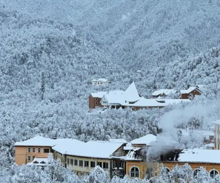 四川成都西岭雪山景区综合票管理系统多少钱.png