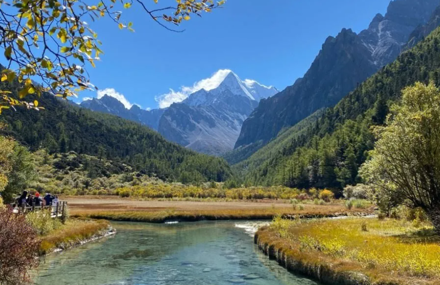 四川甘孜州稻城亚丁风景名胜区智能导览多少钱.png