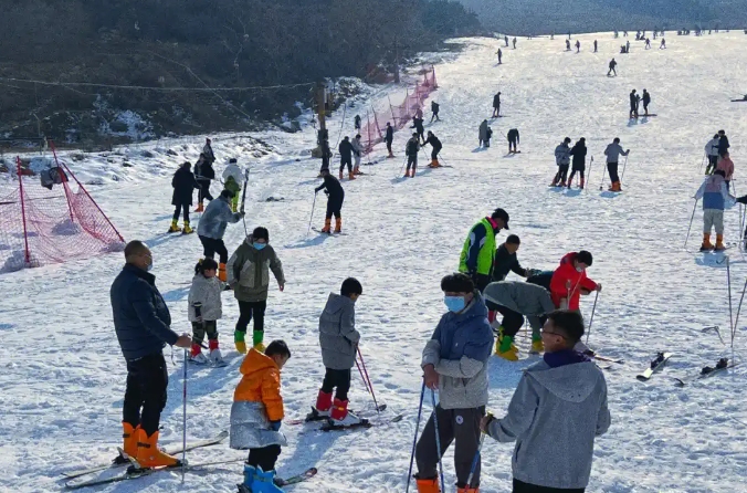 山西太原曦岭滑雪场教练预约管理系统开发公司.png