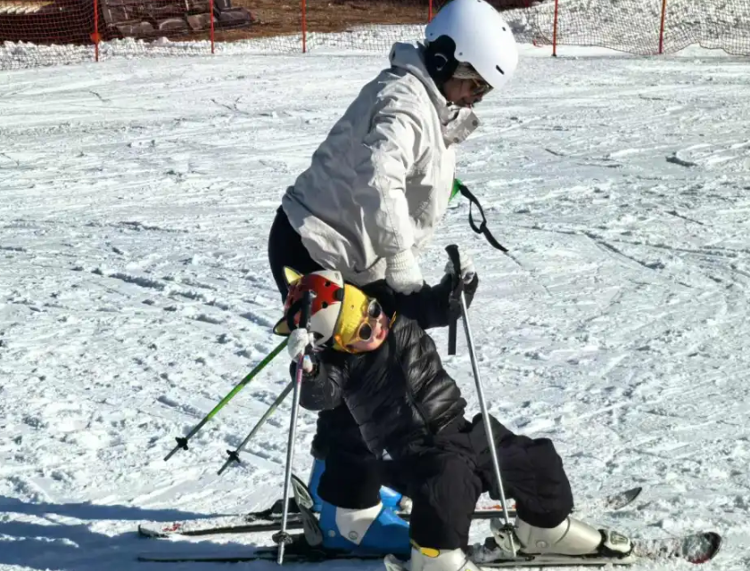 天津龙耀城滑雪场一卡通票务系统方案.png